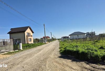 Teren de 405 mp, în Central - 3