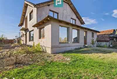 Casă cu 6 camere cu Teren 1800 Mp în Central - 5
