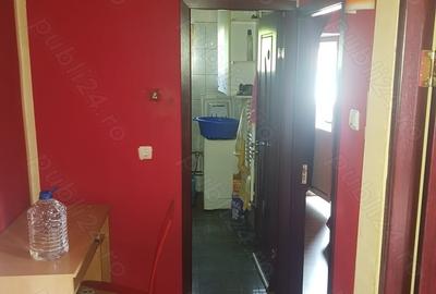 Apartament cu 3 camere decomandat în Orșova