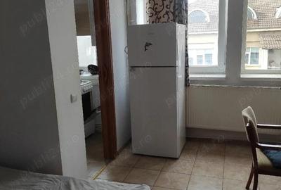 Garsonieră decomandată în Gojdu