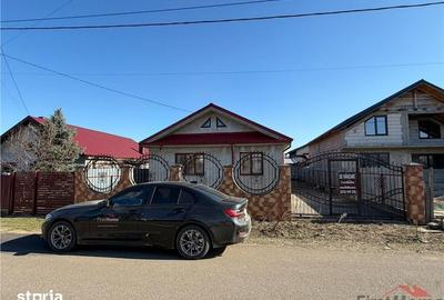 Casă cu 3 camere cu Teren 300 Mp în Central - 2