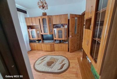 Garsonieră semidecomandată în Micro 12 - 1