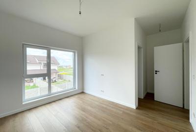 Duplex cu 4 camere cu Canalizare în Urseni - 9