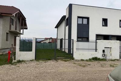 Casă cu 3 camere cu Teren 150 Mp în Central - 7