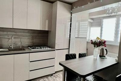 Garsoniera moderna de inchiriat langa Coresi zona Tractorul - 2