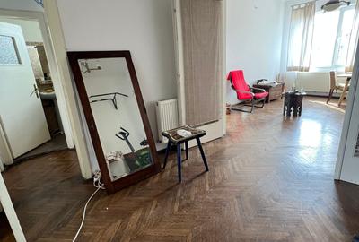 Apartament cu 3 camere decomandat în P-ța Unirii - 10