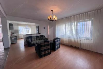 Casă cu 7 camere cu Teren 430 Mp în Gruia - 5