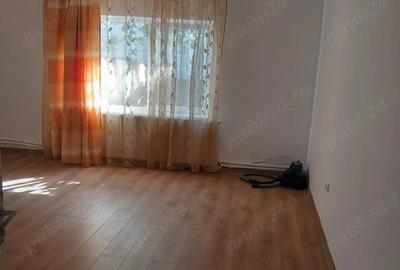 Vand apartament situat intr-o vila langa Peco Agigea , 84.0000 - 9