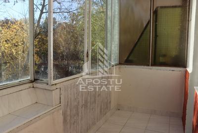 Apartament cu 3 camere decomandat, mobilat în Micălaca - 17