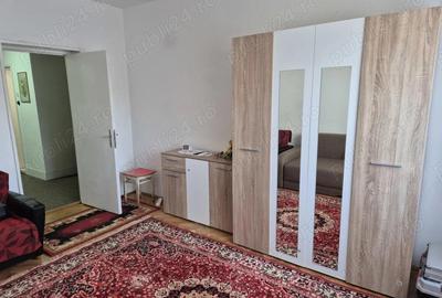 Inchiriere ap. 2 cam. decomandat , Zona Podgoria - Pret redus - 10