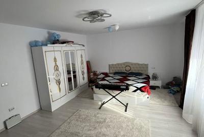 Casă cu 4 camere cu Teren 423 Mp în Bereasca - 6