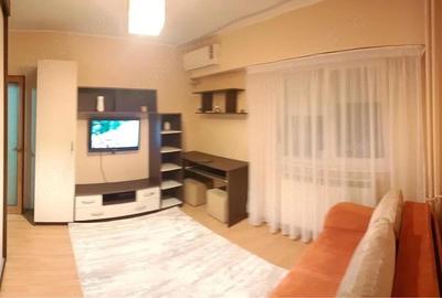 Garsonieră decomandată în - 2