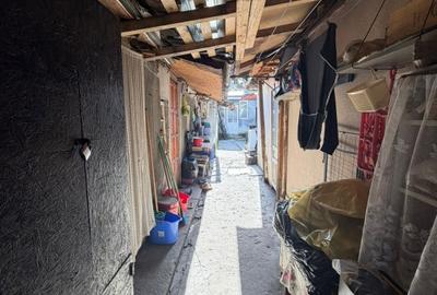 Casă individuală cu 8 camere cu Canalizare în Lizeanu - 4