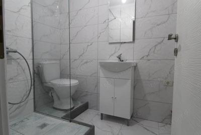 Garsoniera NOUA, zona centrala - 1