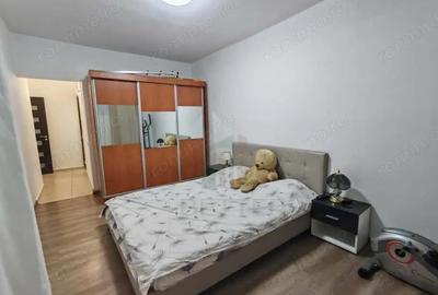 Apartament cu 3 camere decomandat, mobilat în Central - 1