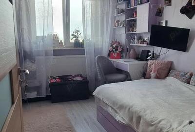 Vand apartament 3 camere, mobilat, in Pitesti, Zona Nord, L uri, etaj6 - 6