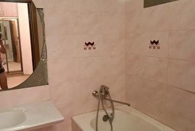 Garsonieră decomandată în Gara de Nord