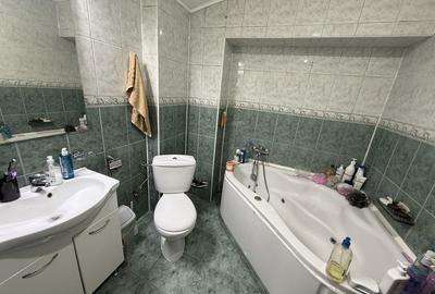 Apartament cu 4 camere în Central - 2