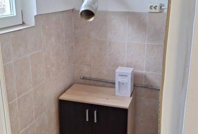 Apartament cu 2 camere semidecomandat în Central - 3