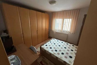 Apartament cu 2 camere decomandat în 9 Mai - 2