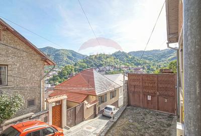 Comision 0% Casa singur in curte cartier Schei - 3