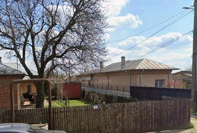 Casă cu Teren 830 Mp în Central - 4