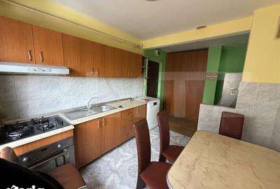 Apartament cu 3 camere în Micro 16 - 4