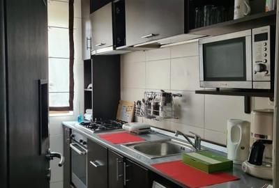 Închiriere apartament 3 camere - 9
