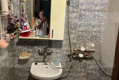 Apartament cu 2 camere semidecomandat, mobilat în Buziașului