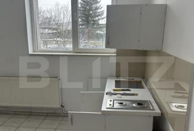 Apartament cu 3 camere decomandat în Dâmbul Rotund