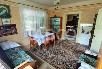 Casă cu 5 camere cu Canalizare în Fântânele - 2