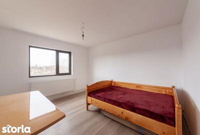 Casă cu Teren 4563 Mp în Central - 10