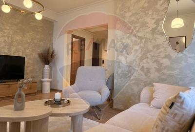 Apartament cu 3 camere decomandat, mobilat în Central - 29