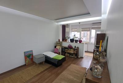 Apartament 3 camere, renovat, poziție retrasă (nu la bulevard) – Metrou 500 m - 4