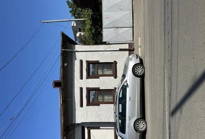 Casă cu 4 camere în Ultracentral - 2