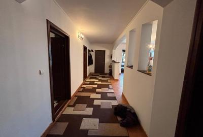 CASA  DE VANZARE IN GAROAFA ( E85) - 12