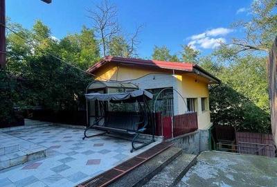 Casă cu 4 camere în Central - 2