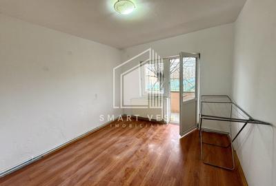 Apartament cu 4 camere decomandat în Micro 17 - 1
