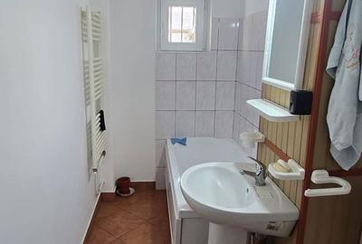 Apartament cu 3 camere în Central - 3