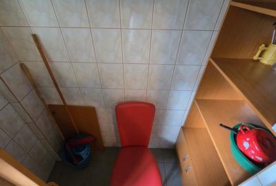 De vanzare - apartament 3 camere - 62mp - 200m metrou Obor - bloc anvelopat - 15