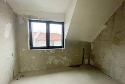 Duplex cu 4 camere cu Canalizare în Someșeni - 11
