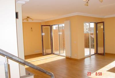 NOU! Vila EXCLUSIVISTA, 5 camere, curte GENEROASA,COMISION 0 - 7