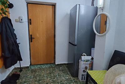 Apartament 2 camere Trivale, et.3, confort 1, centrala termica-69.500 euro - 2