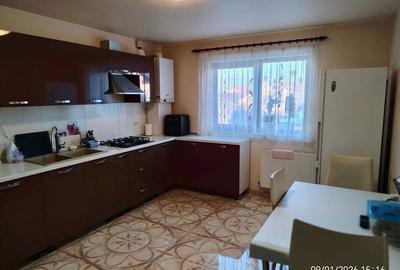 Casă cu 4 camere decomandat în Sfântu Ilie - 3