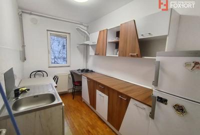 Garsonieră decomandată, mobilată în Complex Studențesc - 2