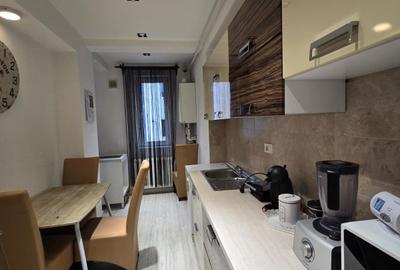 Aparatorii Patriei-3 cam,decomandat,et. 1,supr. 90 mp. loc parcare,an 2017 - 12