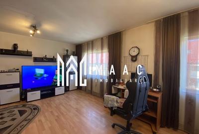 Apartament cu 3 camere decomandat, mobilat în Vasile Aaron