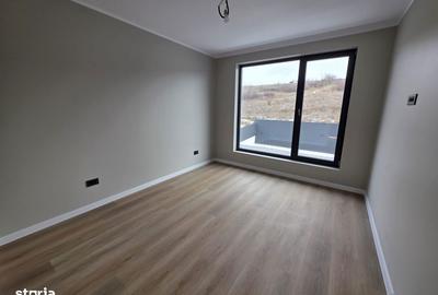 Casă cu 4 camere cu Teren 500 Mp în Bârnova - 12