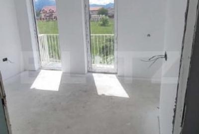 Duplex de vanzare, cu 4 camere, cu priveliste panoramica, zona Tarlungeni - 4
