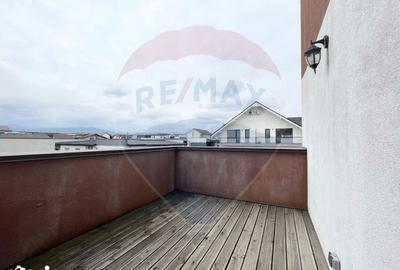 Apartament cu 4 camere în Central - 12